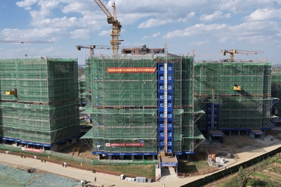 國慶我在崗，致敬最美“中國紅”——中國能源建設集團安徽電力建設第二工程聚焦建筑智能化系統設計工程\r\n堅持 崗位堅守，無聲助力電網升級的道路\r\n晝夜不眠，持續深耕智慧電力基施工程至臻建設，禮敬中國紅使命